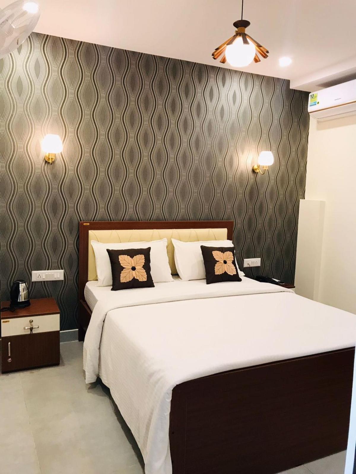 Address 24 Inn バンガロール エクステリア 写真